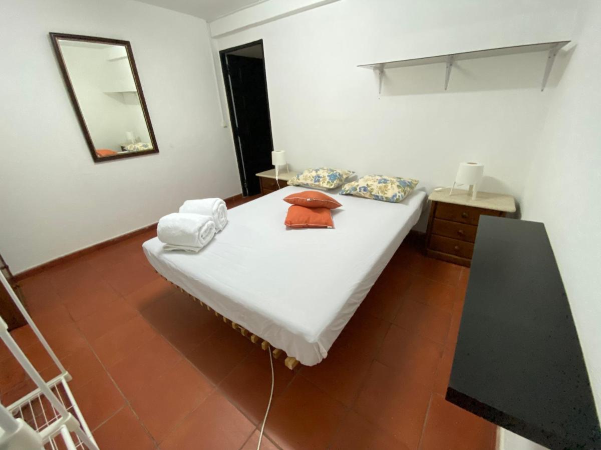 Summer House, Only 2 Minutes To The Beach In Vilamoura! Villa Bagian luar foto