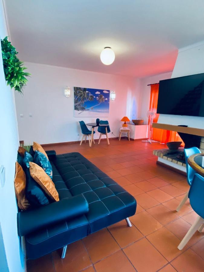 Summer House, Only 2 Minutes To The Beach In Vilamoura! Villa Bagian luar foto