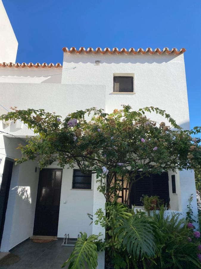Summer House, Only 2 Minutes To The Beach In Vilamoura! Villa Bagian luar foto