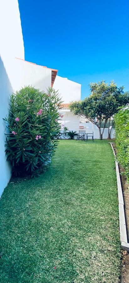 Summer House, Only 2 Minutes To The Beach In Vilamoura! Villa Bagian luar foto