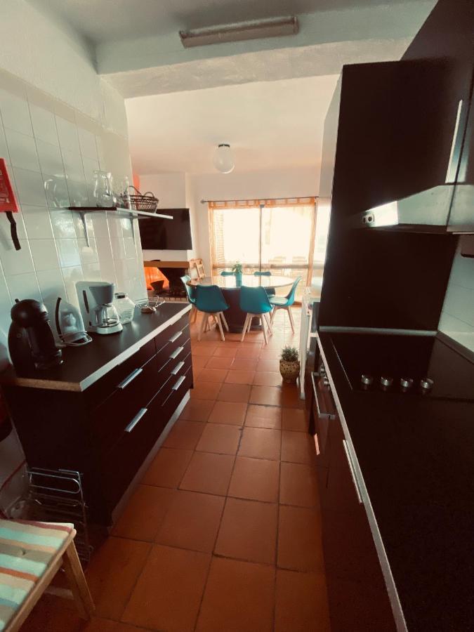 Summer House, Only 2 Minutes To The Beach In Vilamoura! Villa Bagian luar foto